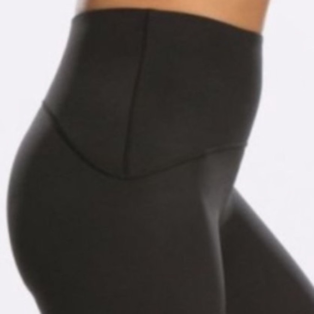 Spanx Shaping Compression Crop Short - image 3